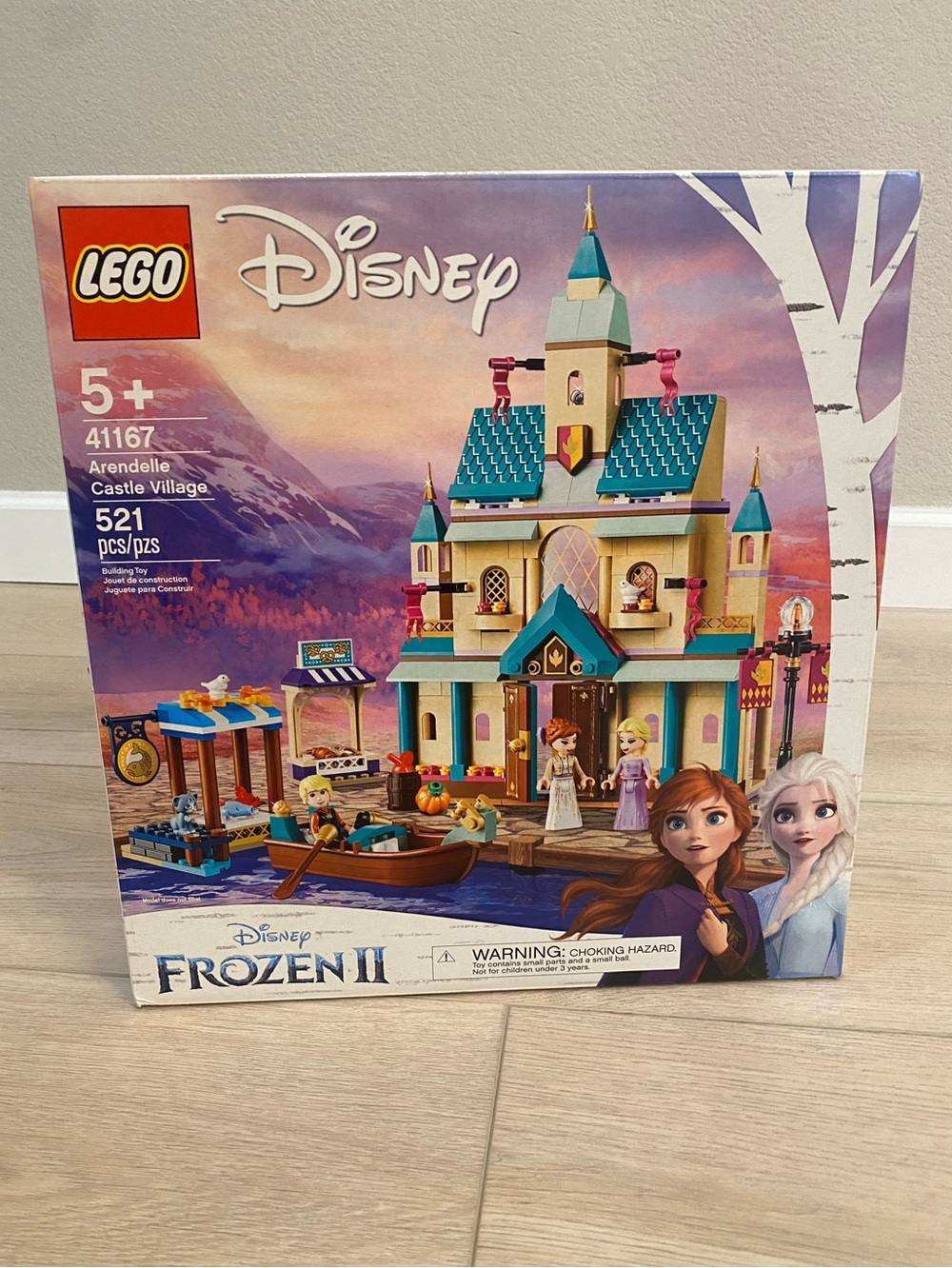 New, LEGO Disney Frozen Arendelle Castle, 521 pieces w/ Anna, Elsa, and Kristoff